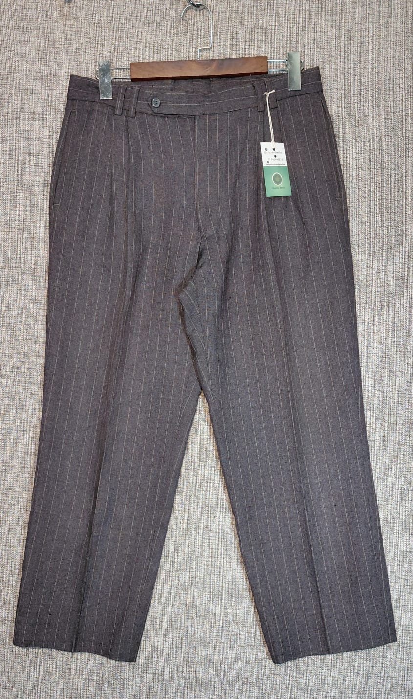 Calça de Alfaiataria risca de giz